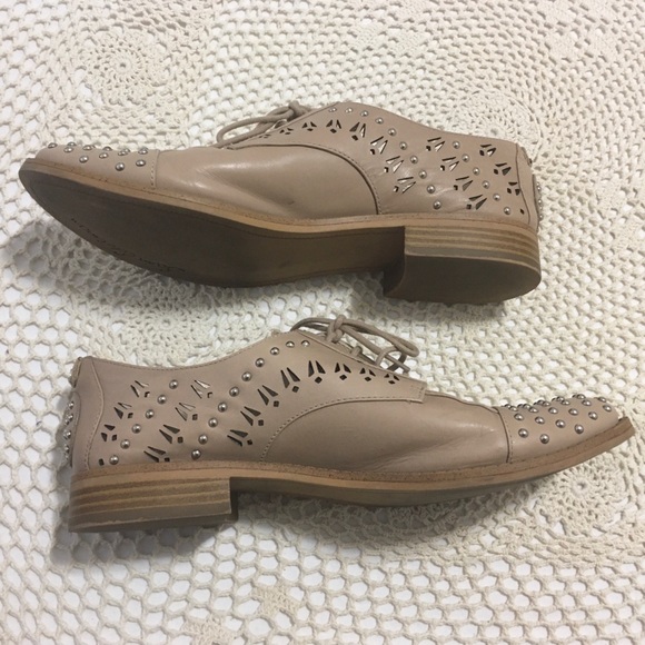 Sam Edelman Nude Lace Up Studded Oxford - Picture 5 of 11